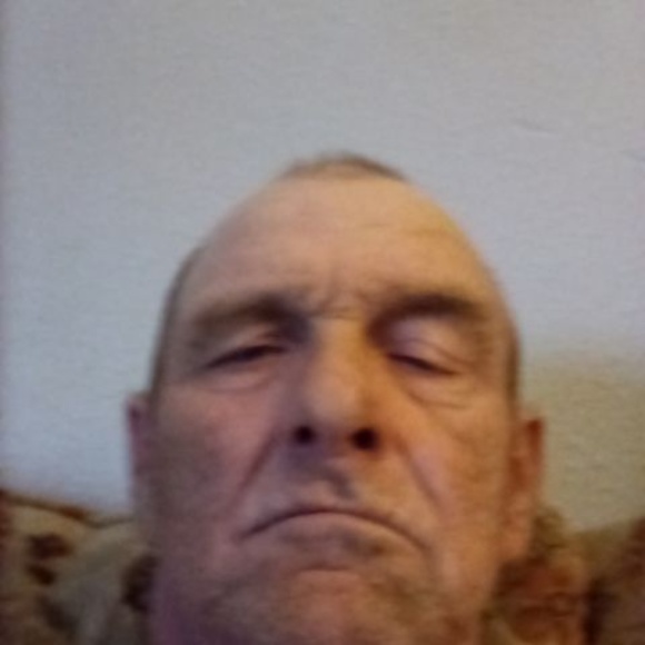 Meet your Posher, Kenneth - Picture 1 of 1